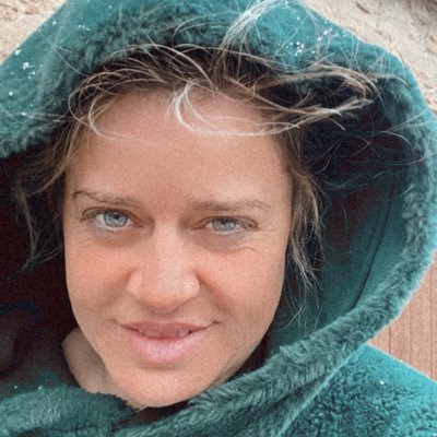 Hi ha qui somia amb l'èxit, hi ha qui lluita cada dia per aconseguir-lo! Educadora social i futura antropòloga. Treballant a justicia juvenil #eduso #social