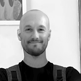 Founder of Oniric Studio, professor @heajofficiel, cofounder of the Master in Video Game, founder of the Technical Art section. Dev. of Aura/2/3...