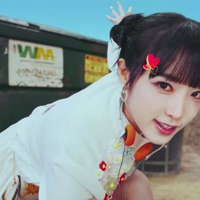 yaping38934042's profile picture. w