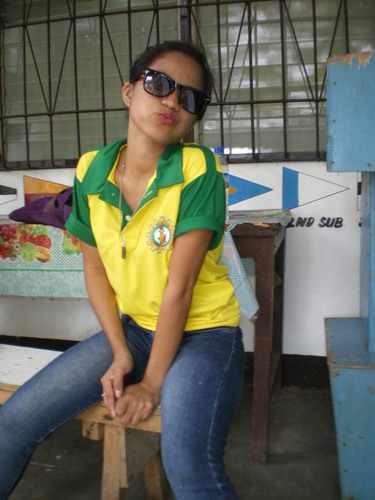 mynineheart's profile picture. EPIFANY ANN

16 !
reader !
singer !
MUSIC lover !


ooops ---- bawal ma-inLOve !