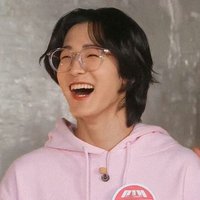 nikki⁺¹ - closed?? (@a_p1ece_of_cake) 's Twitter Profile