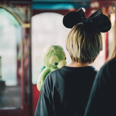 __flugzeug's profile picture. 村民村人🦖⸒⸒⸒ ︎︎ ︎︎︎うなぎパン 🇾🇪