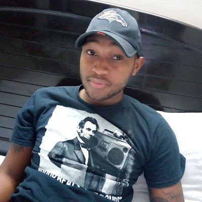 DanWamathu's profile picture. Transparent and Calm