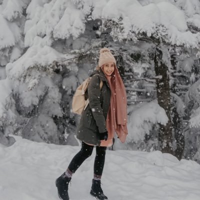 bananyna's profile picture. meow