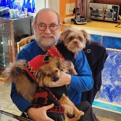 Top business & technology journalist with a fondness for dogs, cats, music, theater & books.
@sjvn@mastodon.social
@sjvn.bsky.social
He/Him/His.