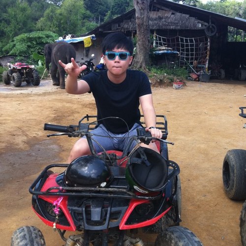 joeywantstwloha's profile picture. 