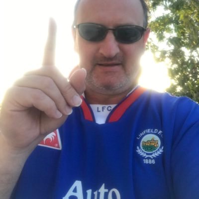 Norn Irishman (Cookstown) 💚| Lifelong (since 1977) M.U.F.C. ❤️ & Linfield 💙 fan| Football writer| Jesus follower| Shadowed by @LouMacari10 & @NormanWhiteside