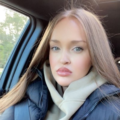 it's Brittany bitch • pro makeup artist • US Navy • Giovanni’s Wife • Boy Mamma