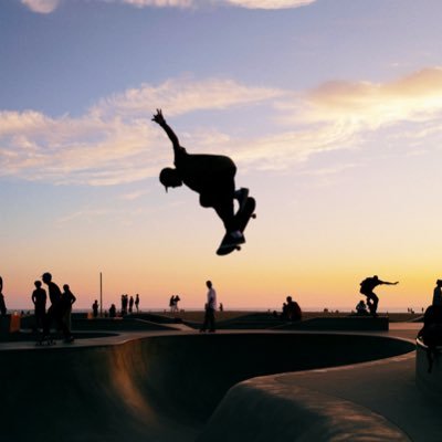 taro_nannan's profile picture. こんにちは！京都歴36年36歳 筋トレ歴2年目 服、漫画、Netflixでの映画、アニメ好き野郎です Apple製品関連の会社で働いています MacBook を最近購入しブログを勉強中です🔥ブログ開始2022年1月〜3月にGoogleアドセンスに合格しました👍