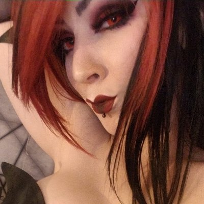 🖤 Vampiric succubus, mistress and cam model on Chaturbate.

To see more of me..👉https://t.co/NfdVRQY309👈

🌹 Wishlist: https://t.co/EaKn6fLeXX