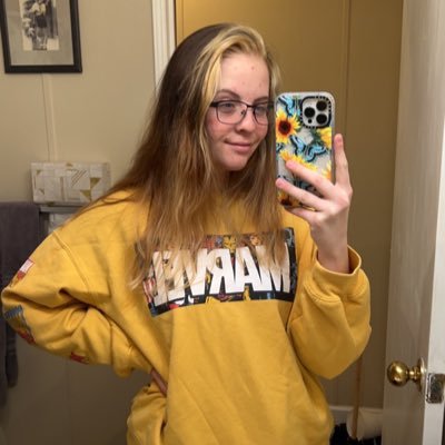 Boy mom & dog mom • 27 • Leo • NC• Animals, food, and sarcasm complete me