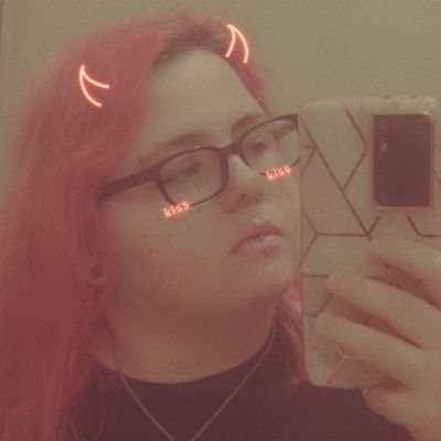 AsheMarieArt's profile picture. 24 🏳️‍🌈|| She/Her || Personal Account || Casual Gamer, I sometimes post art. || Sims Account: @SimmerAsheMarie