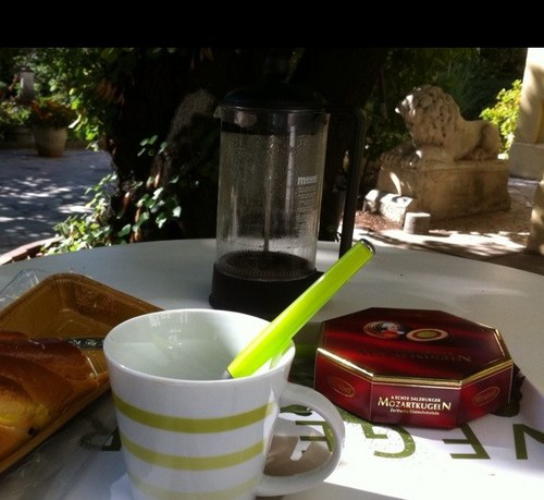 Lorant_T's profile picture. interested in geopolitics, arts and trips