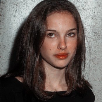 blessing your timeline with natalie portman gifs. 🖤