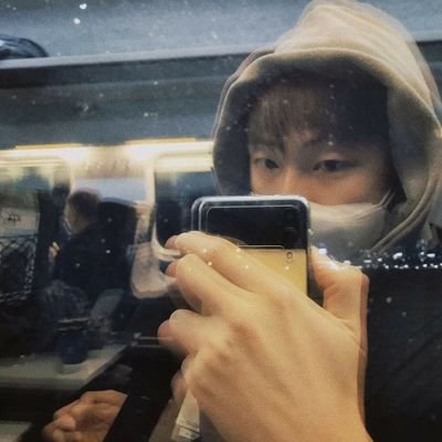 perlaemg's profile picture. army / arianator / harrie ♡