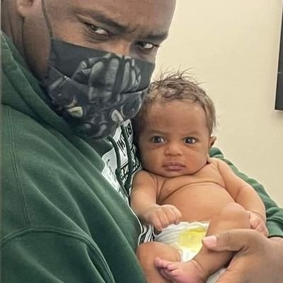 Maize2786's profile picture. backup account 
free @MixMasterMaize