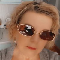 helen hull - @helenhu62467723 Twitter Profile Photo