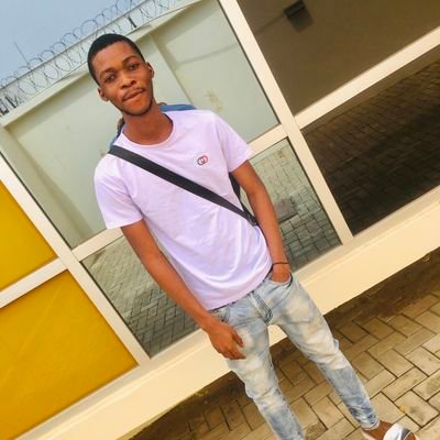 GeeAyoade's profile picture. Picks up ft call |🥱