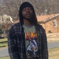 Quint (@trvphawk) 's Twitter Profile