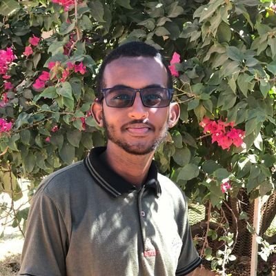 Hi lam Ahmed TagiAldin Alsmani Adam,21 y old,
I live in Sudan ,GEZIRA state
, I study in Faculty of MEDICINE University of SINNAR,I like reading books ,playing