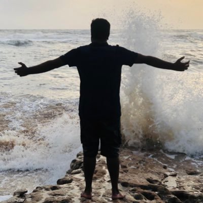 rosh_252's profile picture. 