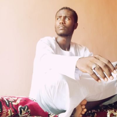 LCSxaaxwCRPiB2u's profile picture. طالب صيدله