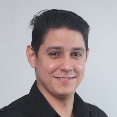 reneraulv's profile picture. 