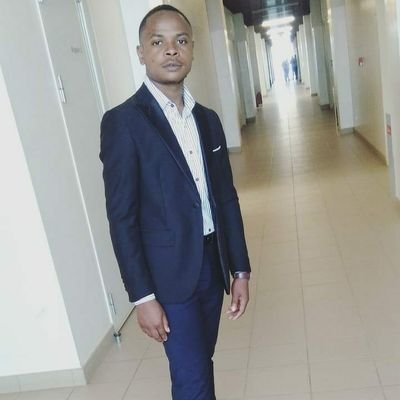 JacquesMwamba20's profile picture. la persévérance et le courage