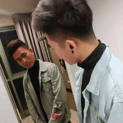 CSirakorn's profile picture. 안녕하세요 저는 카렌 사람들입니다 제이름은 찬시라콘 니다 We are Karen people, Karen people of the Karen State, living on the Thai Red Border🙏💐
