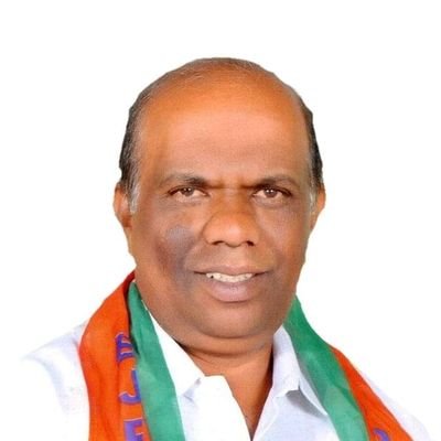 Divisional incharge BJP, MSc Geology, 
Ex-Chairman Mysuru Lac and Paints limited. Develop Karnataka