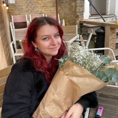 aakholt's profile picture. she/her - ox theology grad - worrier