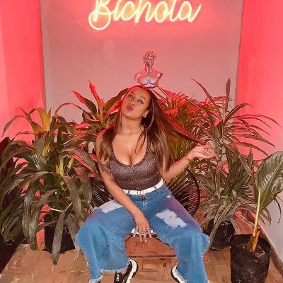 TeresaRbdl's profile picture. 🌿 Escapando a la naturaleza siempre que puedo
amantes de nada