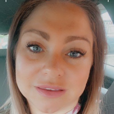 liztomlinson201's profile picture. Admiral Nurse, passionate about supporting families living with dementia