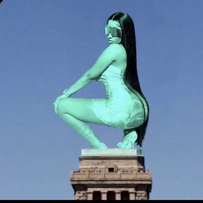 DoWeHaveAProbl7's profile picture. 