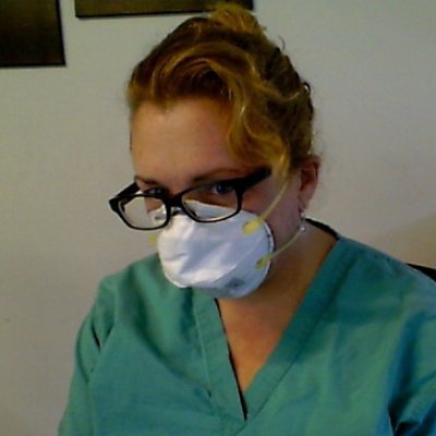 TaunaIseli's profile picture. Computer Geek