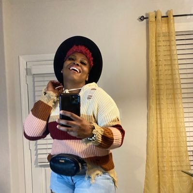 SaushanaB's profile picture. 