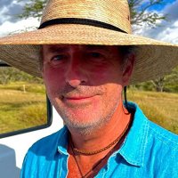 Author Owen Thomas (@owenfiction) 's Twitter Profile