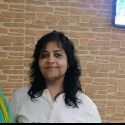 English teacher, mom of 2.. Love reading. Keeping up with contemporary affairs, watching good movies & shows. Connoisseur of all good things!