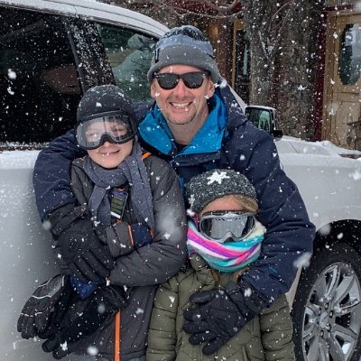 Happy husband and proud father of 3. Sports fan. Coffee by day Whisky by night. FF fan. Pug n Frenchy owner. Anything Dolphins, Warriors and A's.
