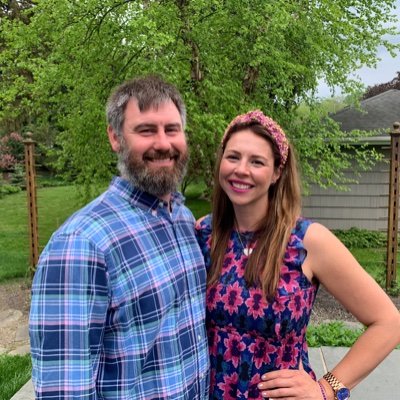 CUSE - I am a jock who loves fashion, pop culture, coaching, laughing, movie quotes & upstate NY! Fall down seven times; stand up eight!❤️🧔🏻🐶🏀⚾️🍊👗👠🕶🌮🥂