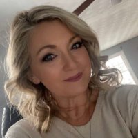 Betsy Holland - @BetsyHolland78 Twitter Profile Photo