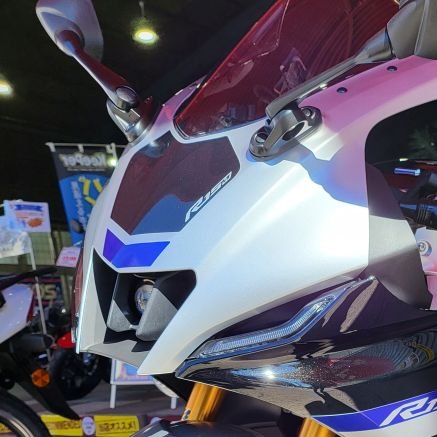 YZF-R15という珍しいバイクを所有しており、R15を初めとしたライダーの皆さんと交流したくてアカウントを作りました!! ○EOS6D･Fujifilm X100F YAMAHA:YZF-R15(V2) → YZF-R15M(V4) & TOYOTA:86(ZN6)