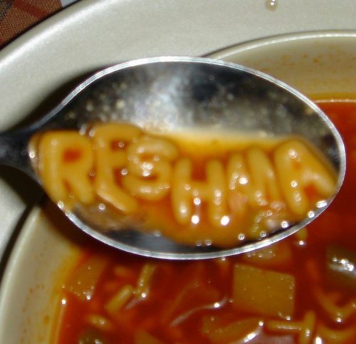 reshQme's profile picture. 