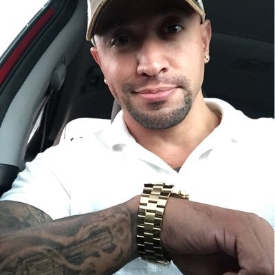 j_byrequest's profile picture. 