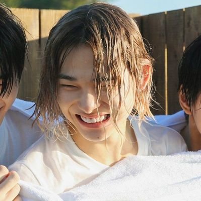 LOVERNIKI_'s profile picture. tirador ng mga Japanese