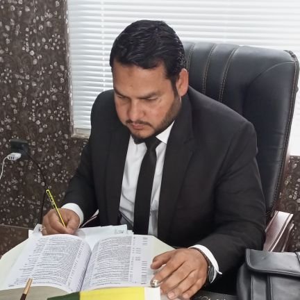 SameemKashmiri's profile picture. 