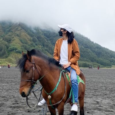 Putricndra's profile picture. living in my own style.