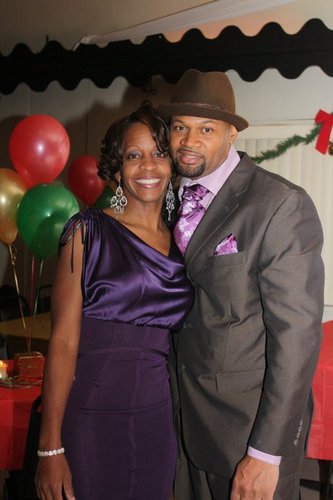 MoonsBarbershop's profile picture. 