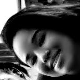 Bahiana , 16 anos , estudante , ama tudo que esta a cerca do universo feminino , enfim ... segui q; você descobre mais coisas *-* !