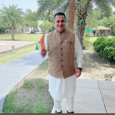 independent business consultant raghuraj Baghel Dr vivek Bindra team